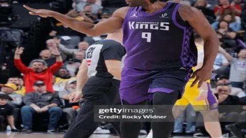 北汽男篮主场力克福建晋江文旅，比分为105-89